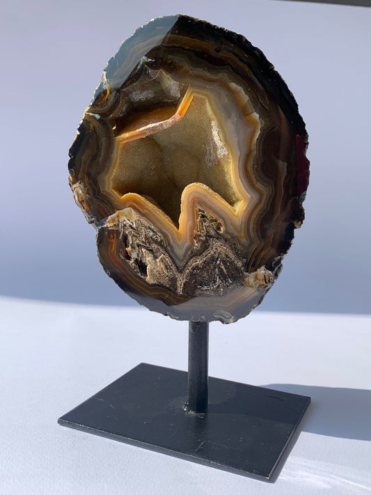 Geode di agata su stand 869 gr / Protezione ed armonia
